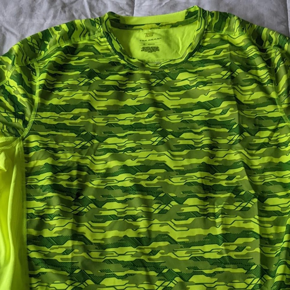Bright Green Camo Tee - Mens' XL